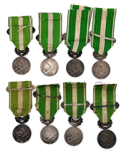 Lot de huit médailles du Maroc, 1907-1909,...