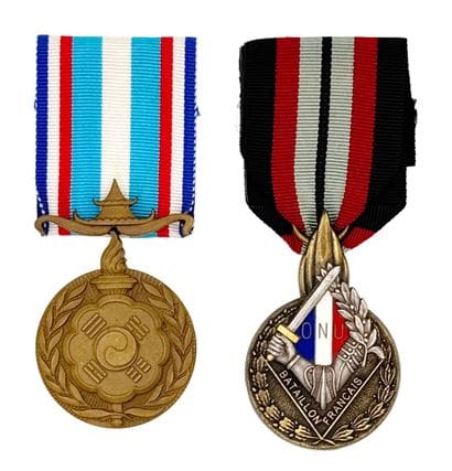 AFTER THE WAR

Korean War - Two medals: a...