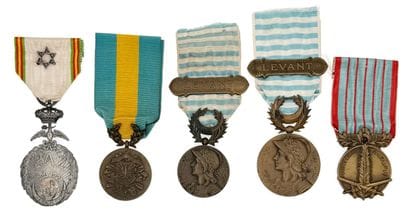 Entre-deux-guerres - Lot of five medals:...
