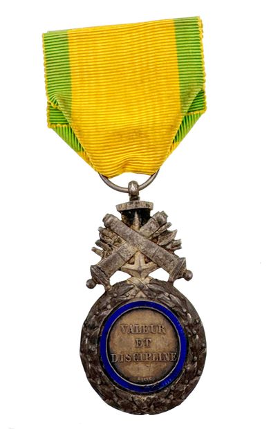 Médaille militaire, modèle dit « de Versailles...