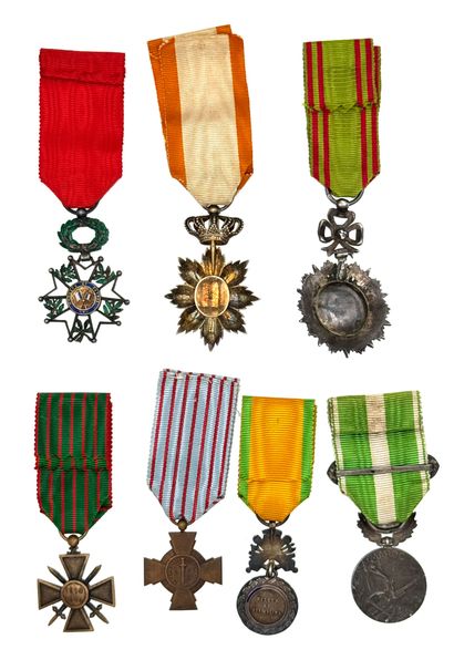IIIe République, lot of seven half-size decorations:...