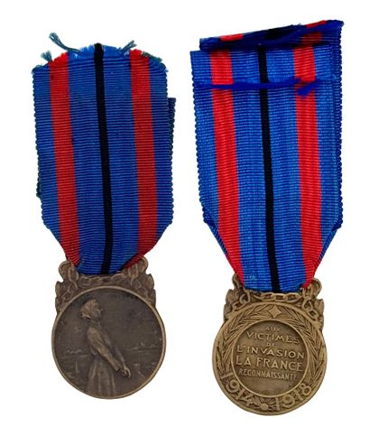 Première Guerre mondiale - Lot de deux médailles...