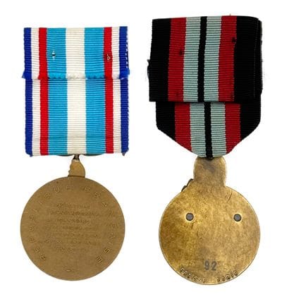 AFTER THE WAR

Korean War - Two medals: a...
