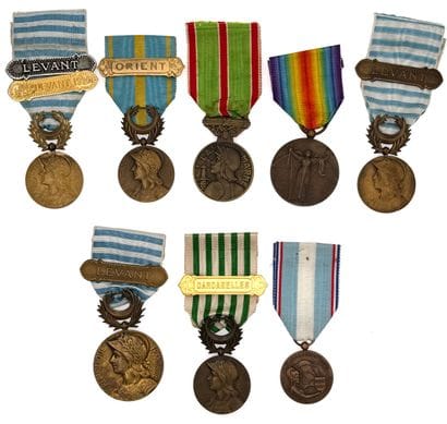 Première Guerre mondiale - Lot de huit médailles...