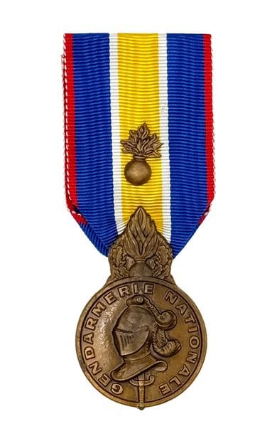 Après-guerre - Médaille de la Gendarmerie...