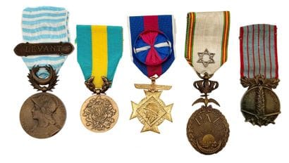 Entre-deux-guerres - Lot of five medals:...