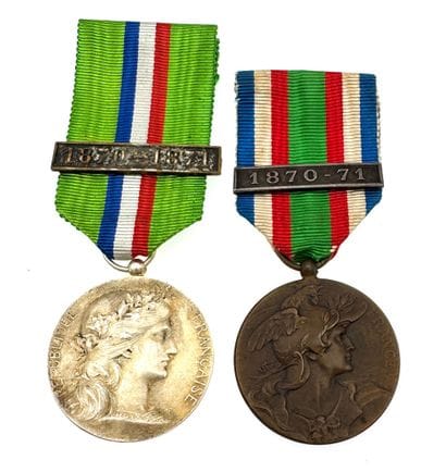 1870-1871 - Lot de deux médailles : 

- Le...