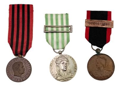 Portugal - Set of three decorations: a Service...