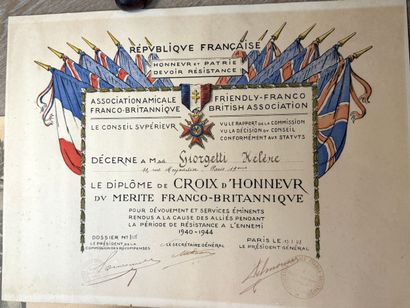 World War II - Set of eight patents and five...