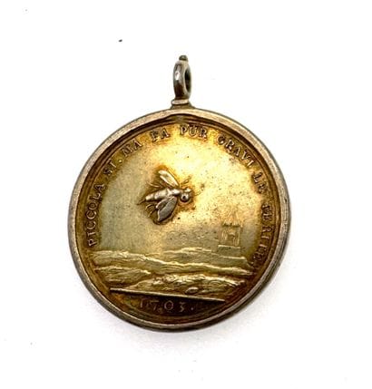 Ordre de la Mouche à Miel, instituted in...