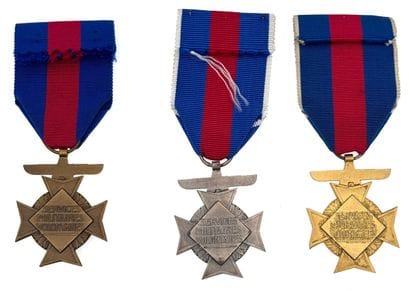 Entre-deux-guerres - Croix des Services Militaires...