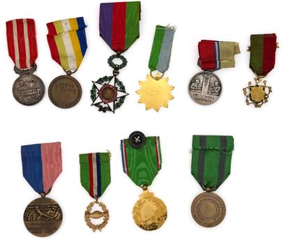 Private Orders and Decorations - Lot of thirty-six...