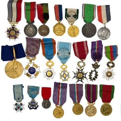 Private Orders and Decorations - Lot of forty-two...