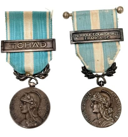 Lot de deux Médailles coloniales en argent...
