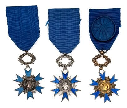 Ordre national du Mérite, 1963, lot de trois...