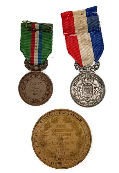 MONDE MILITAIRE

Bataillons scolaires, lot...