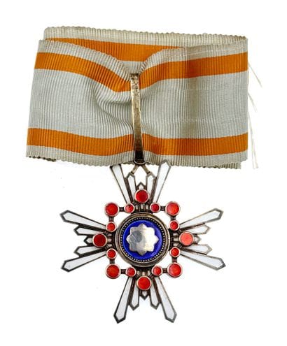Japon - Ordre du Trésor sacré, bijou de 3e...