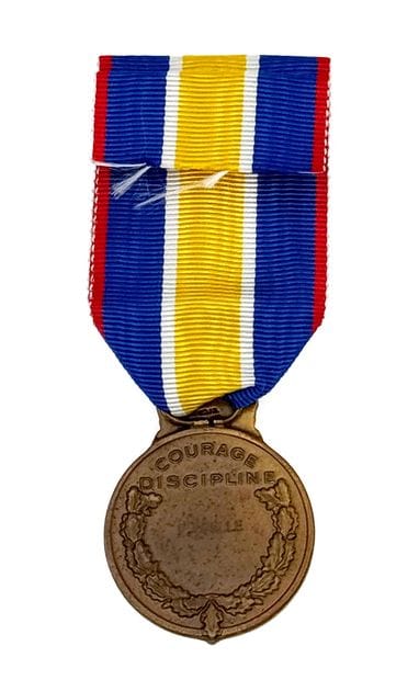 Après-guerre - Médaille de la Gendarmerie...