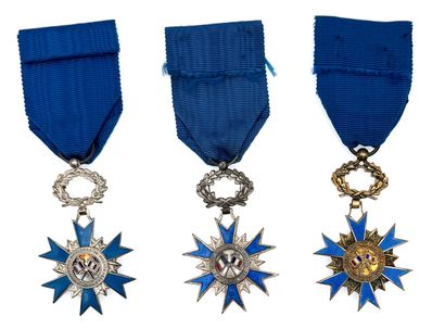 Ordre national du Mérite, 1963, lot de trois...