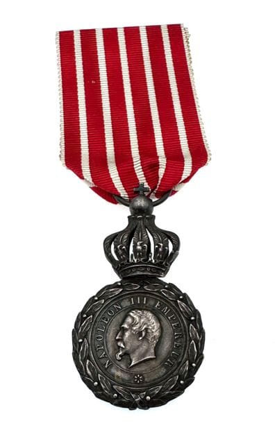 Médaille d'Italie, 1er modèle avec couronne...