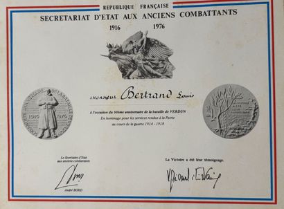 First World War - Lot of five patents and...