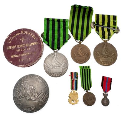 1870-1871, lot de sept médailles : 

- Quatre...