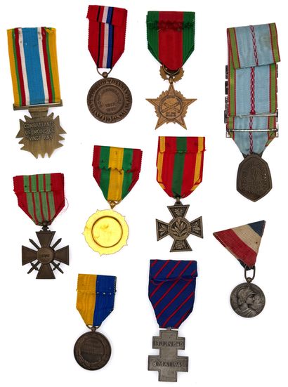 Second World War - Lot of ten medals in ordinance...