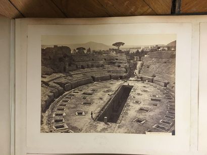ITALIE
Important album de voyage daté 1862...