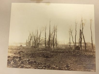 EUGÈNE CUVELIER
Une charrette sur un chemin...