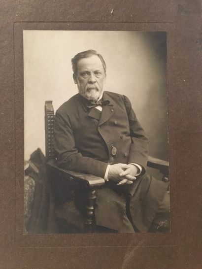 PASTEUR
Grand portrait, vers 1910
Par Nadar....