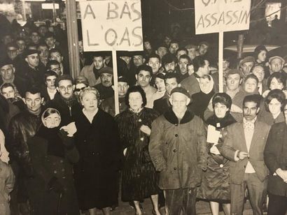 Manifestations: OAS, Paix au Vietnam, Non...