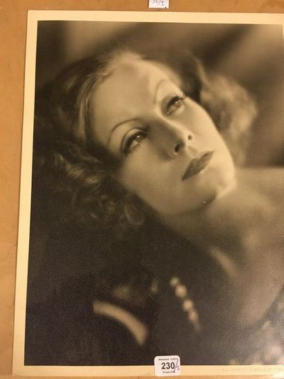 Clarence SINCLAIR BULL (1891-1979), photographe...