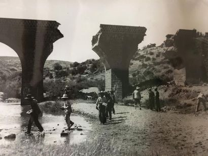 Guerre d'Espagne
Cent-cinquante photographies...