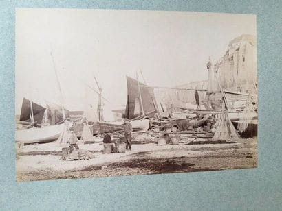 ÉTRETAT ET DIVERS. - PHOTOGRAPHIES. - Ensemble...