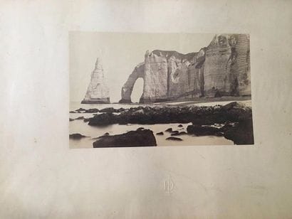 ÉTRETAT ET DIVERS. - PHOTOGRAPHIES. - Ensemble...