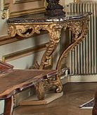 Console d'applique en bois redoré sculpté...