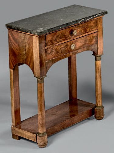 Petite console ouvrant à deux tiroirs en...