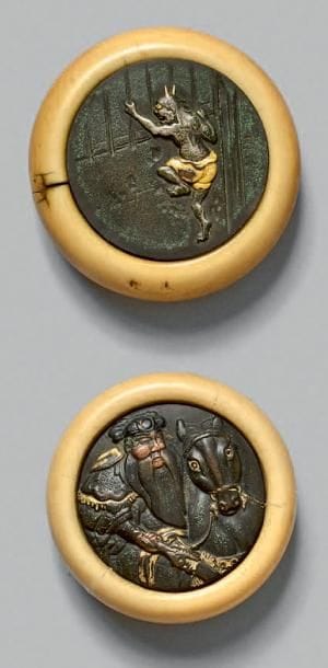 JAPON - Époque EDO (1603-1868)
Deux kagamibuta,...