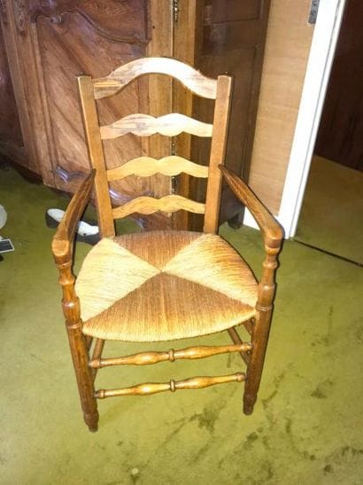 Fauteuil paillé, XIXème siècle. 
