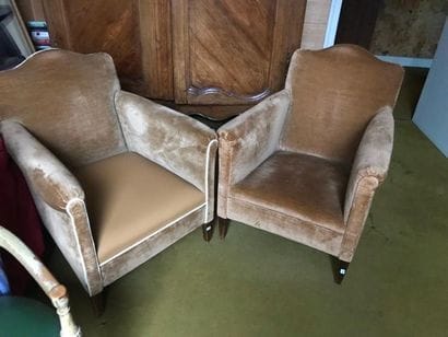 Suite de quatre fauteuils art déco.