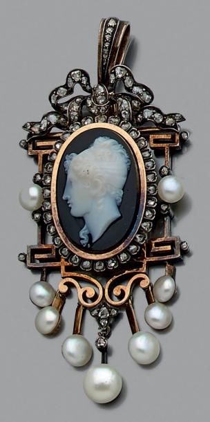 Pendentif en or 750 millièmes et argent 925...