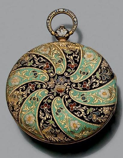Montre de dame demi-savonnette à clef à remontage...