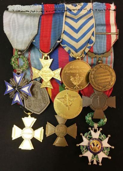 Seconde Guerre mondiale - Portée de dix décorations...