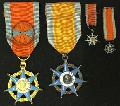 Ordre du Mérite social, lot de quatre: une...