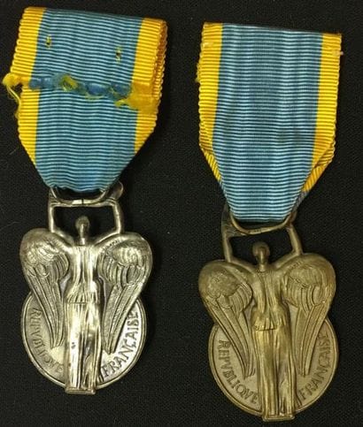 Ordre du Mérite sportif, lot de deux: un...