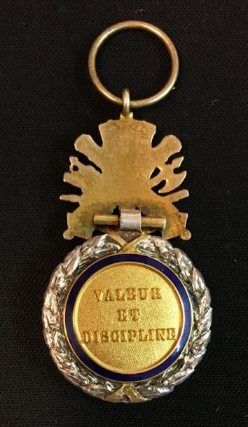 Médaille militaire, IVe République, modèle...