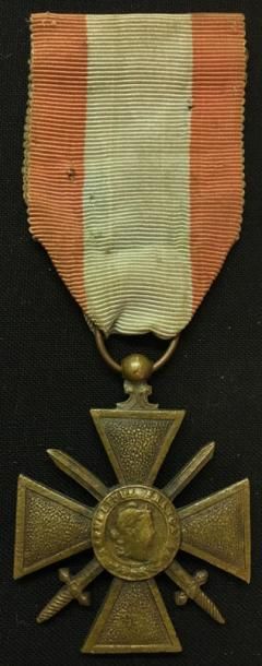 Entre-deux-guerres - Croix de guerre
TOE,...