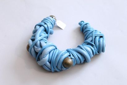 ASTUGUEVIEILLE (1979-1999)
Collier en laiton...