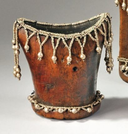 COLLECTION D'APPUI-NUQUES EDITH DUPUY - PARIS...