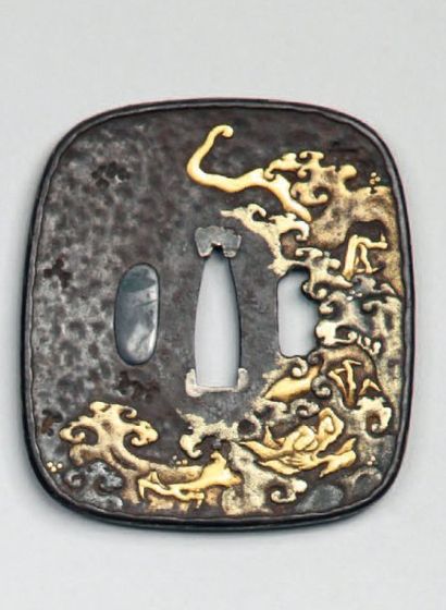 Tsuba nadekaku gata en fer, décorée avec...
